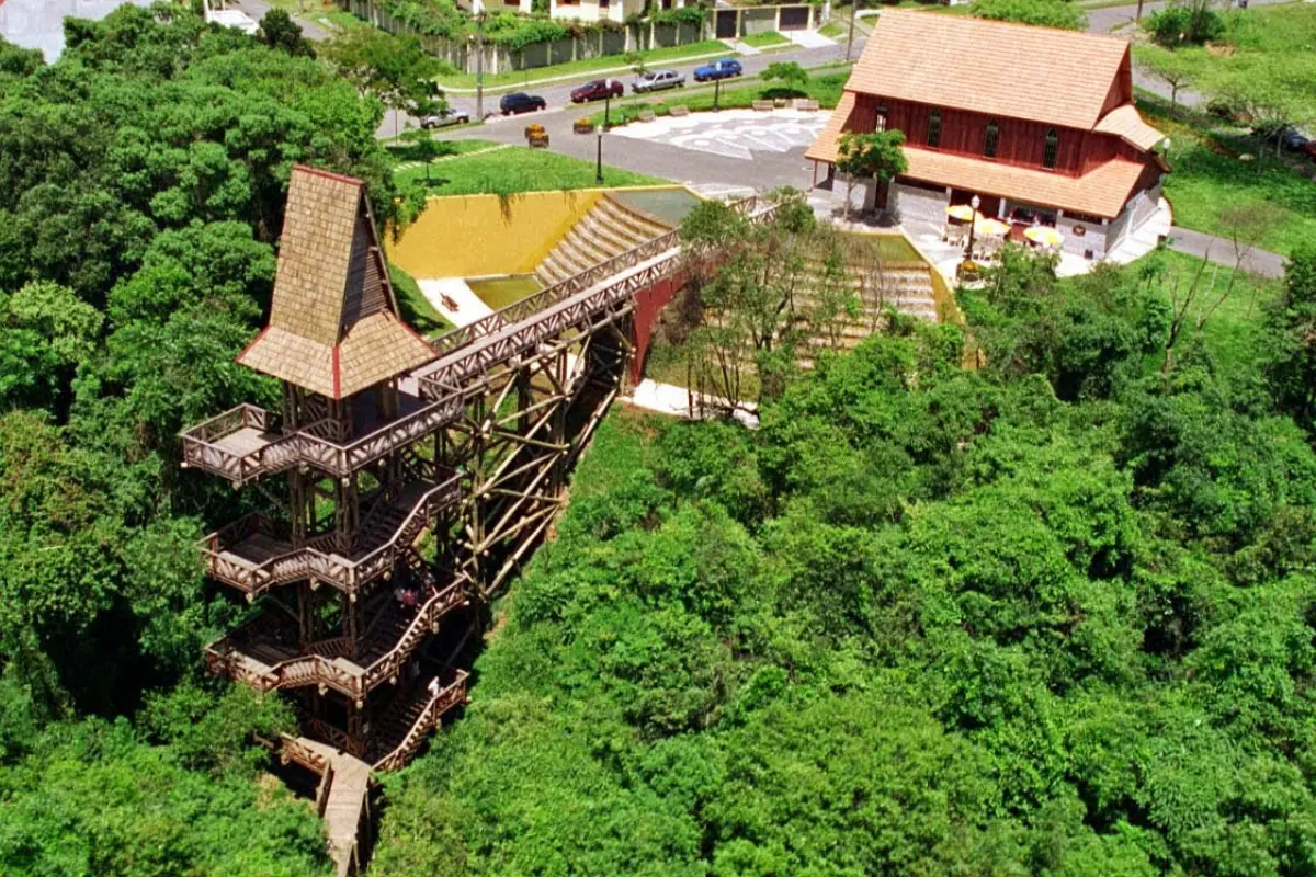 bosque do alemão da cidade de curitiba