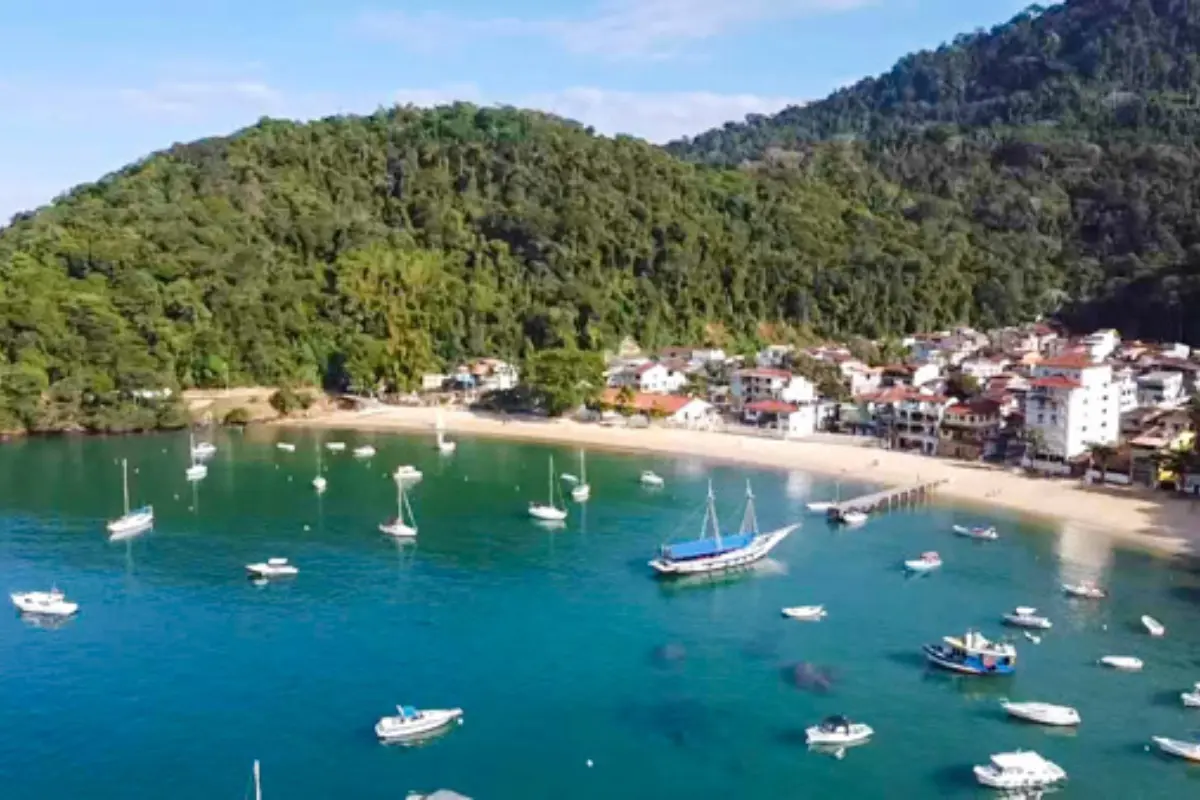 onde ficar na cidade de angra dos reis